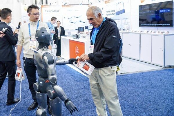 pm01凭借场景适配能力获得现场观众认可