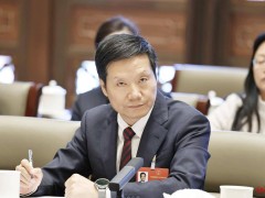 雷军谈科技创新:人形机器人将进厂 小米未来五年投2000亿研发