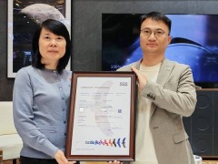 awe 2026现场：sgs为石头科技多款扫拖机器人颁发头发清除防缠绕性能认证